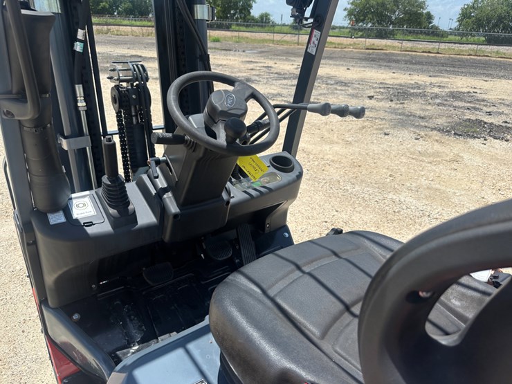 heli-5k-forklift-image-9