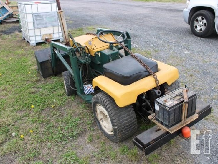 #808-allis-chalmers-b110-with-loader-bucket-3-sp-r-219c-image-4