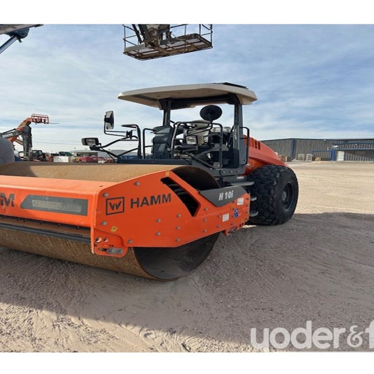 2019 HAMM H10i