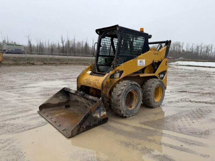 2009-caterpillar-232b2-image-1