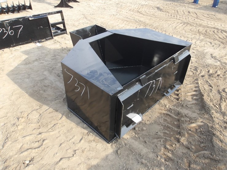 #7371-•-3/4-cy.-concrete-placement-bucket-image-5