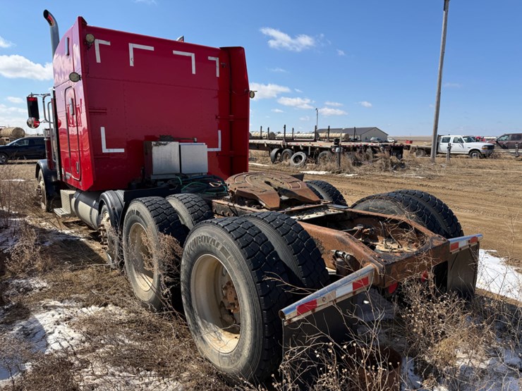 2006-peterbilt-379-image-7