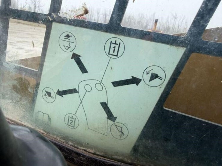 2009-caterpillar-232b2-image-15