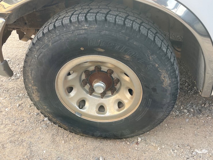 2001-ford-f250-image-12