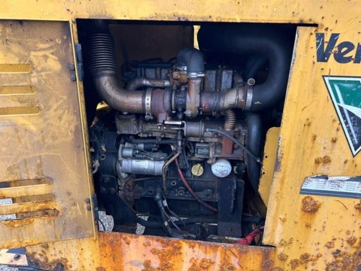 2016-vermeer-bc1000xl-image-25