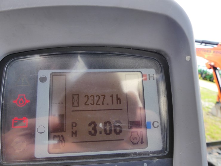 2018-kubota-kx033-4-image-13