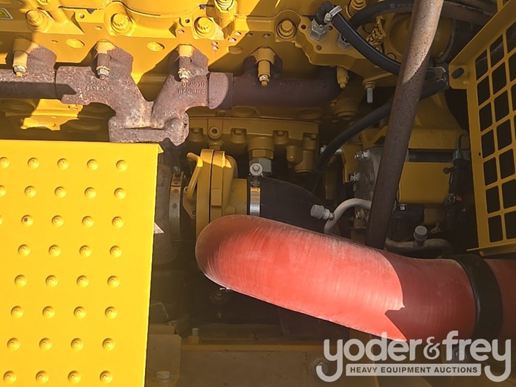 2019-caterpillar-336-image-53