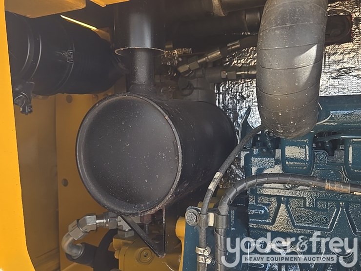 2018-caterpillar-305.5-image-54