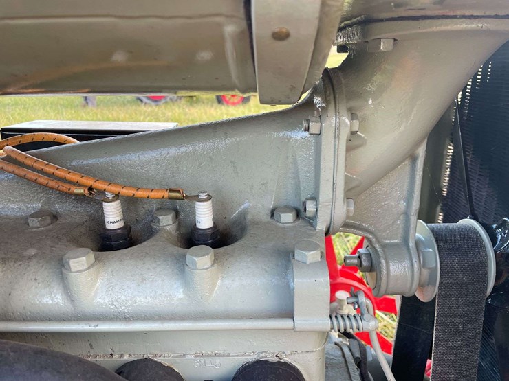 1918-fordson-tractor-image-28