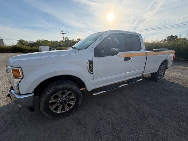 2020-ford-f250-image-1