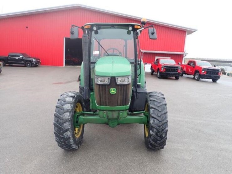 2016-john-deere-5085e-image-2