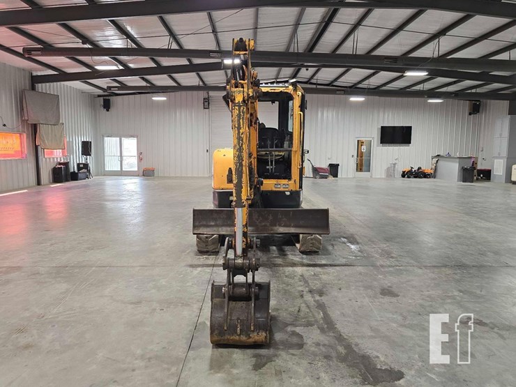 2013-hyundai-robex-35z-9-image-7