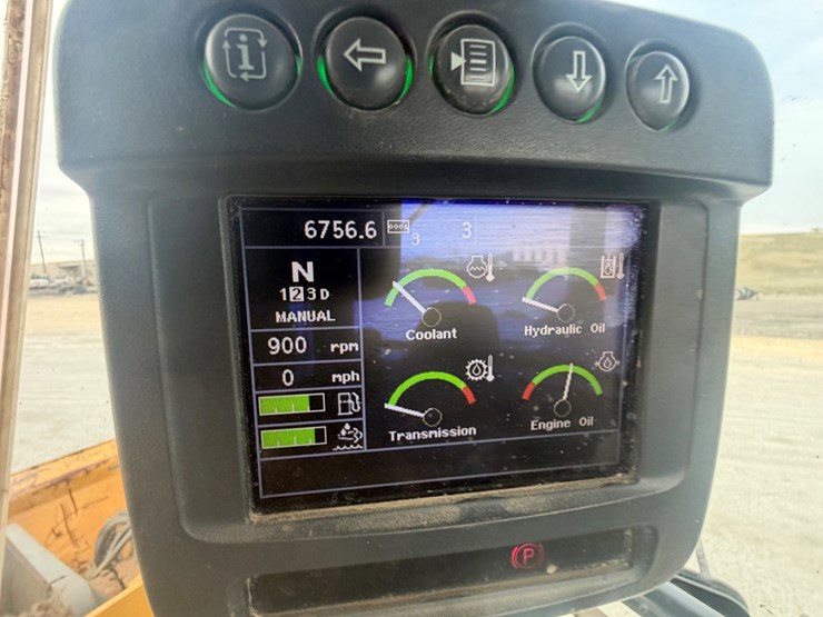 2018-deere-544k-image-11