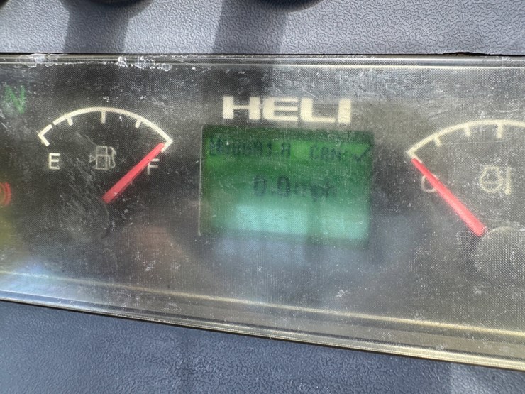 heli-5k-forklift-image-10