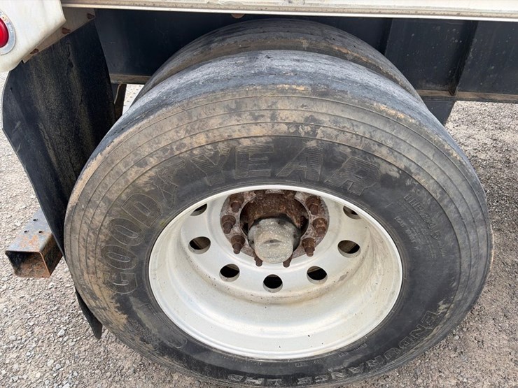 2009-great-dane-48-image-6