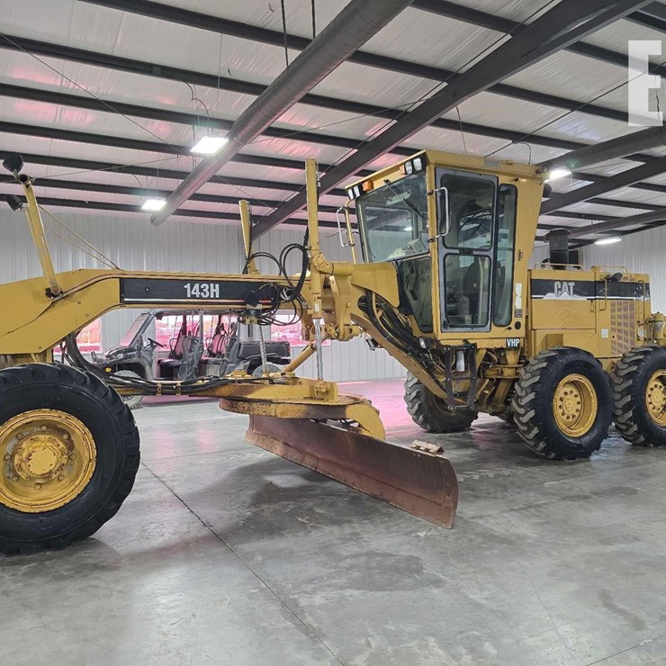 1997 CATERPILLAR 143H