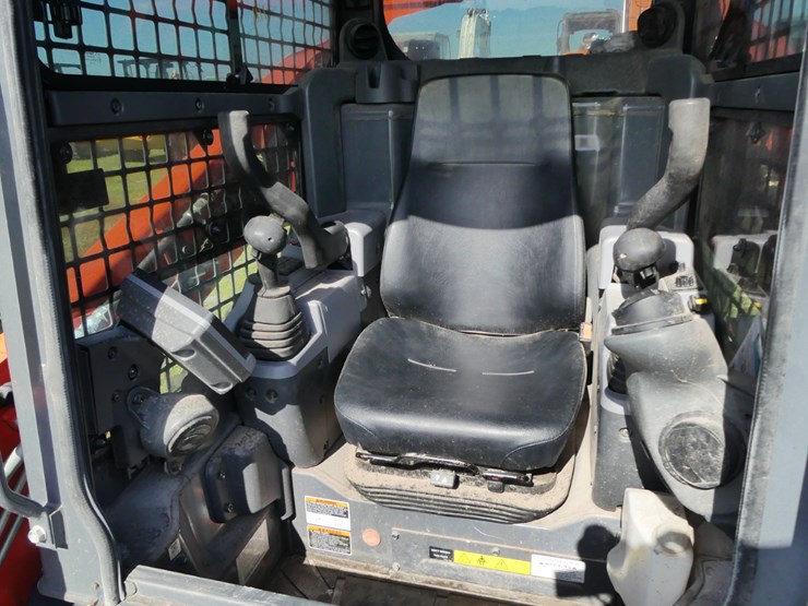 kubota-svl75-3-image-12