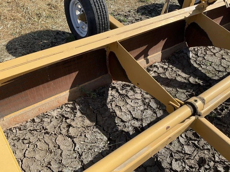 custom-16'-border-maker-image-11