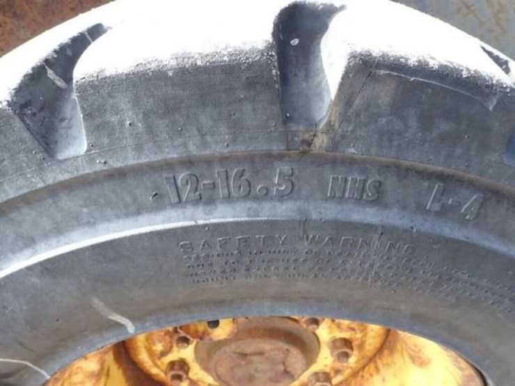 2005-new-holland-ls185b-image-30