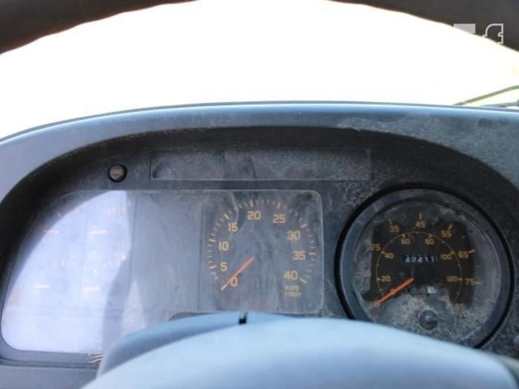 2000-isuzu-ftr-image-14