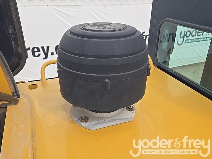 2017-caterpillar-336fl-image-81