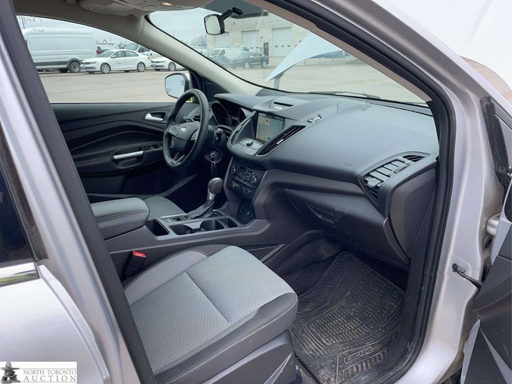 2017-ford-escape-image-22