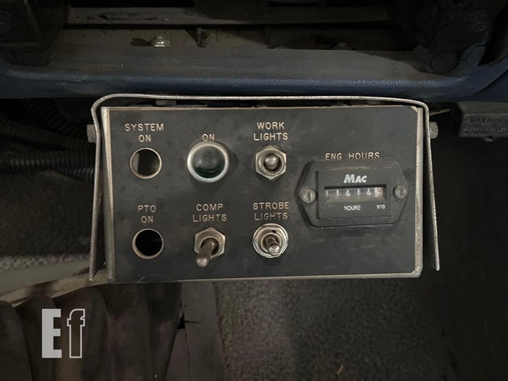 1996-ford-f450-image-26