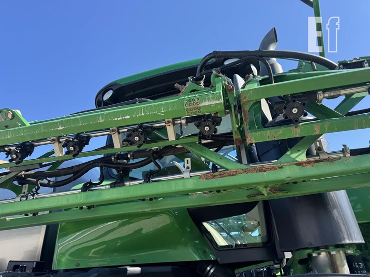 2017-john-deere-r4038-image-8
