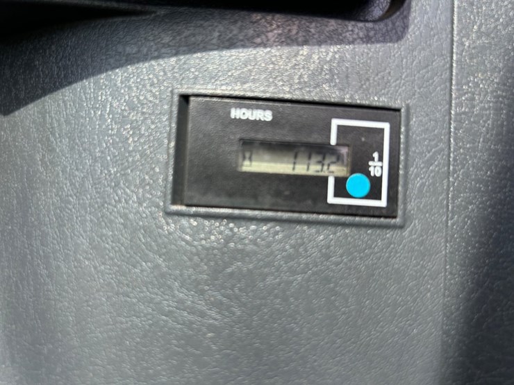 2024-new-holland-e57c-image-34