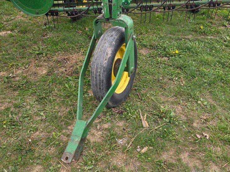 john-deere-662-image-18