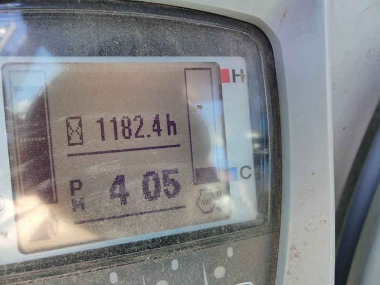 2022-kubota-kx080-4-image-15