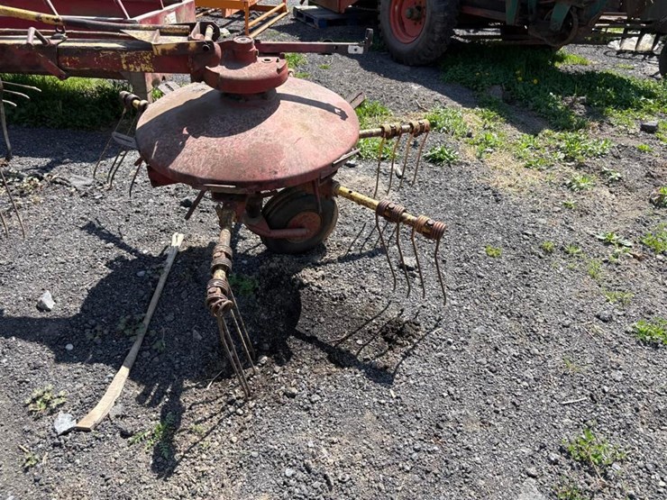 new-holland-254-image-4