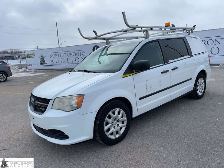 2014-ram-c/v-image-1