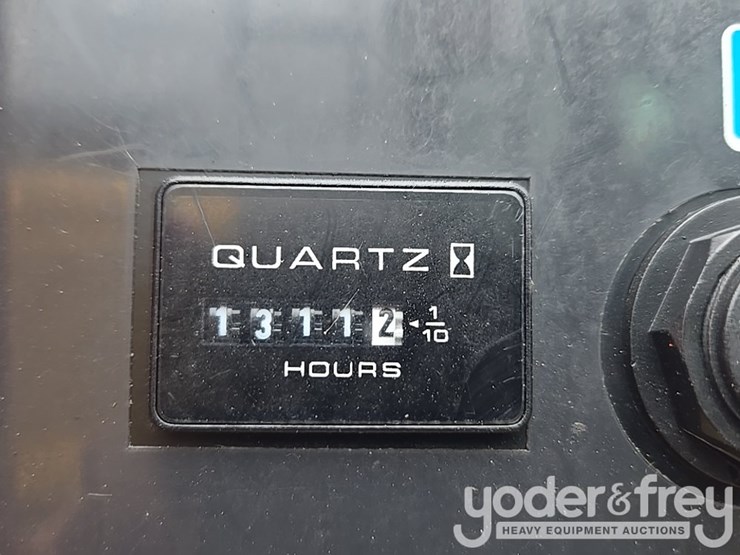 2017-jlg-800aj-image-9