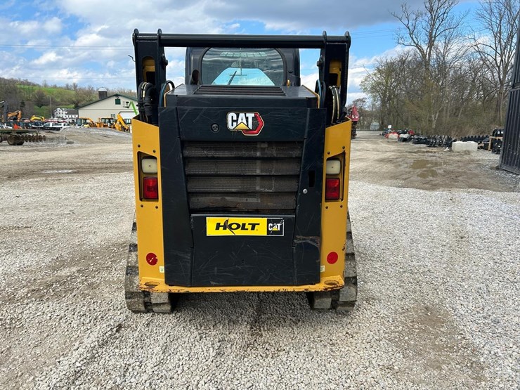 2022-caterpillar-259d3-image-3