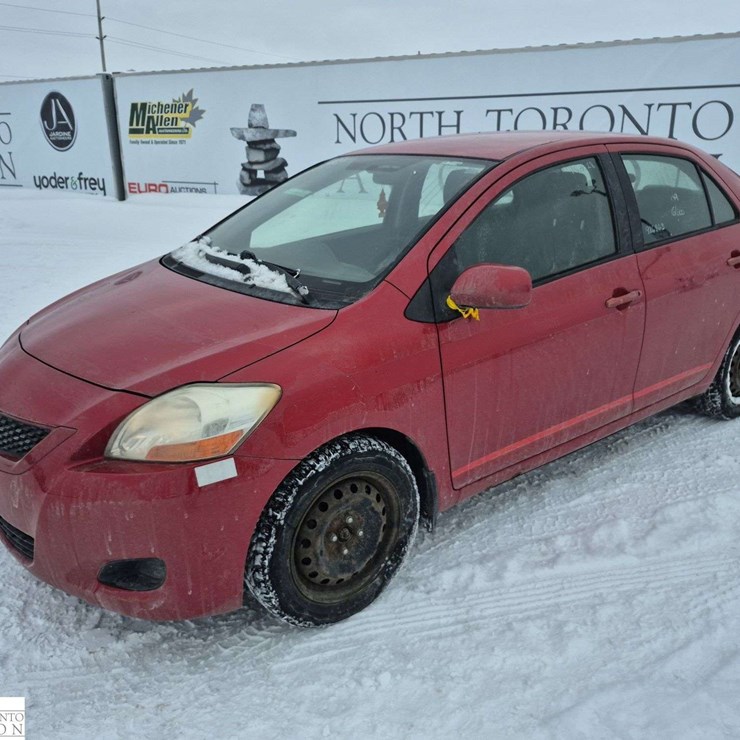 2009 Toyota Yaris Base 4dr Sedan 4A