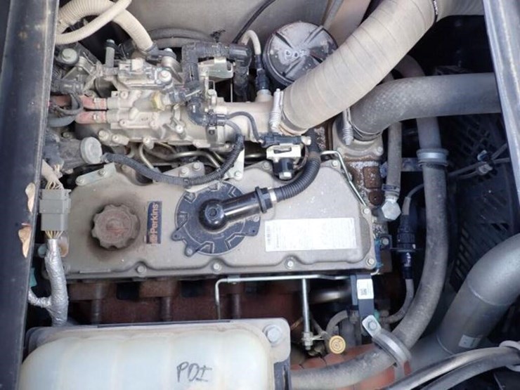 2021-bobcat-e145-image-12