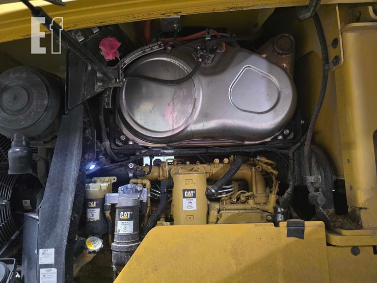 2019-caterpillar-938m-image-28