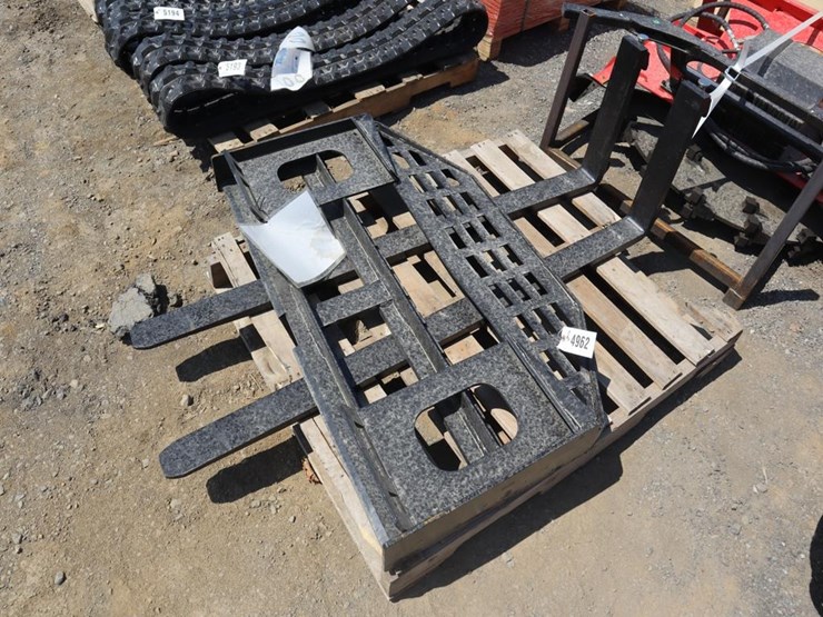 future-skid-steer-forks-image-2