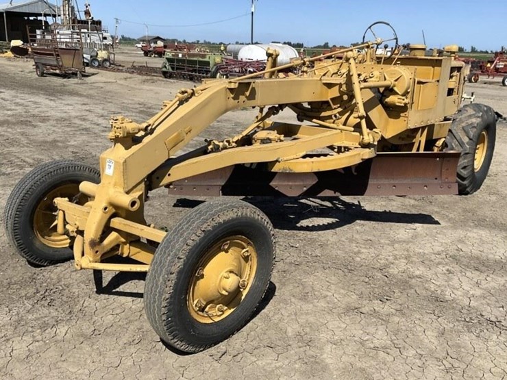 caterpillar-16-image-1