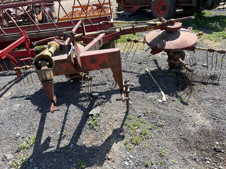 new-holland-254-image-3