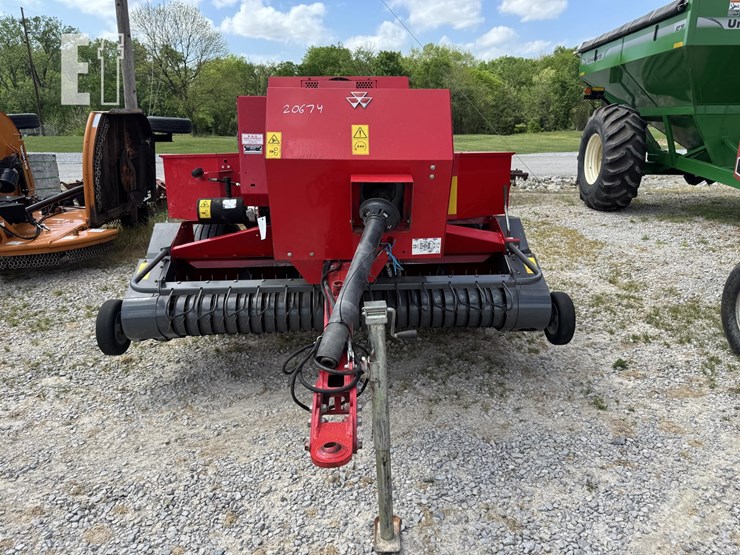 massey-ferguson-1840-image-2