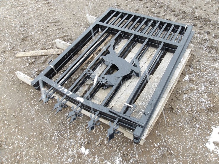 #7399-•-deer-entry-gates-image-4