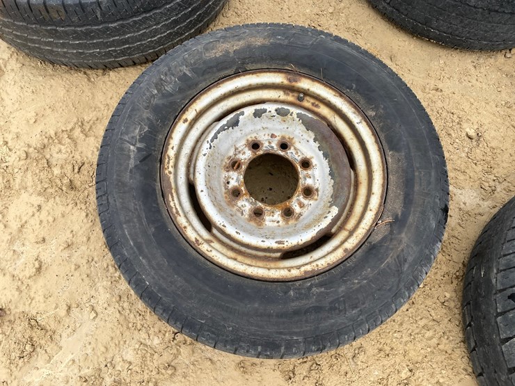 #3926-•-(6)-spare-rims-and-tires-image-19