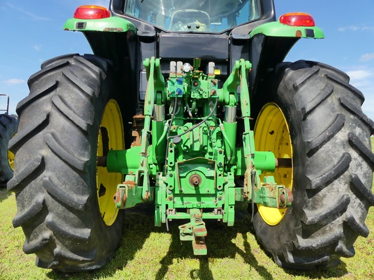 2018-john-deere-6155m-image-5