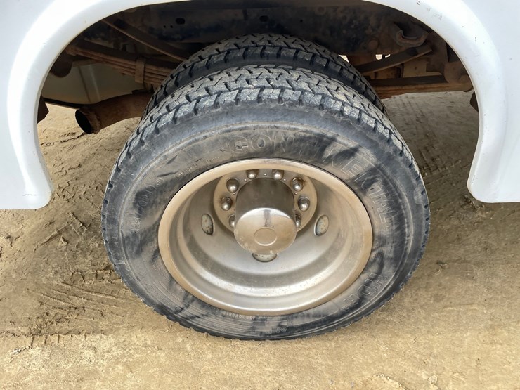 2008-ford-f550-image-81