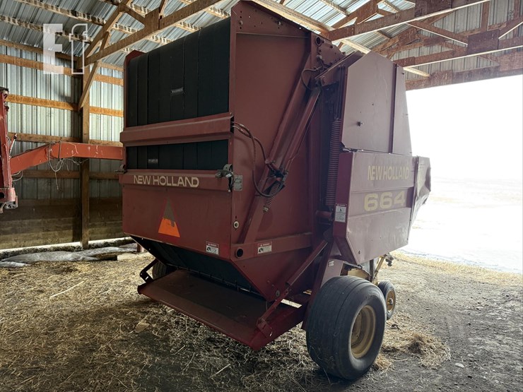 new-holland-664-image-3