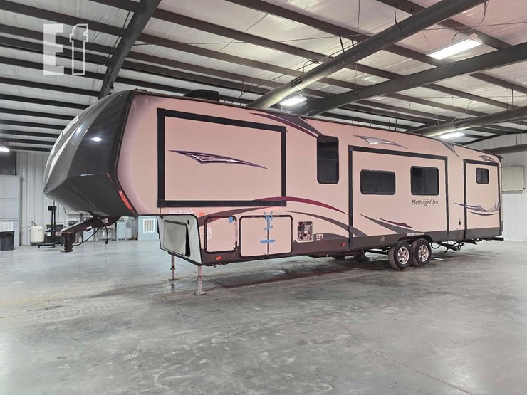 2015-forest-river-wildwood-heritage-glen-lite-366bh-image-1