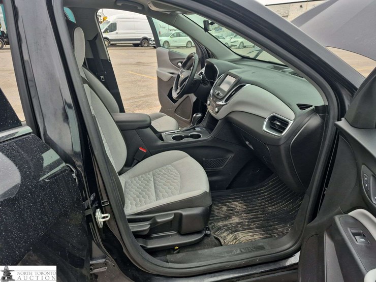 2018-chevrolet-equinox-image-29