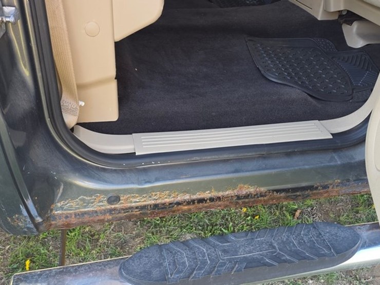 2011-chevrolet-2500-image-40